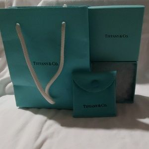 Tiffany & Co. Small gift bag set, box, pouch
